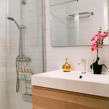 Διαμέρισμα Cozy Next To Plaza Del Ayuntamiento *